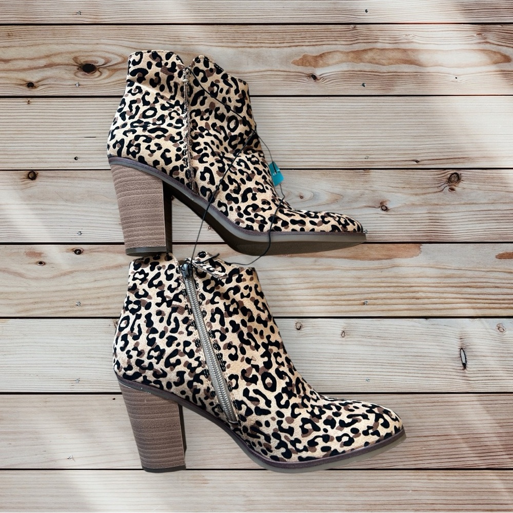 Maurices Leopard Animal Print Ankle Boots Size 9.5